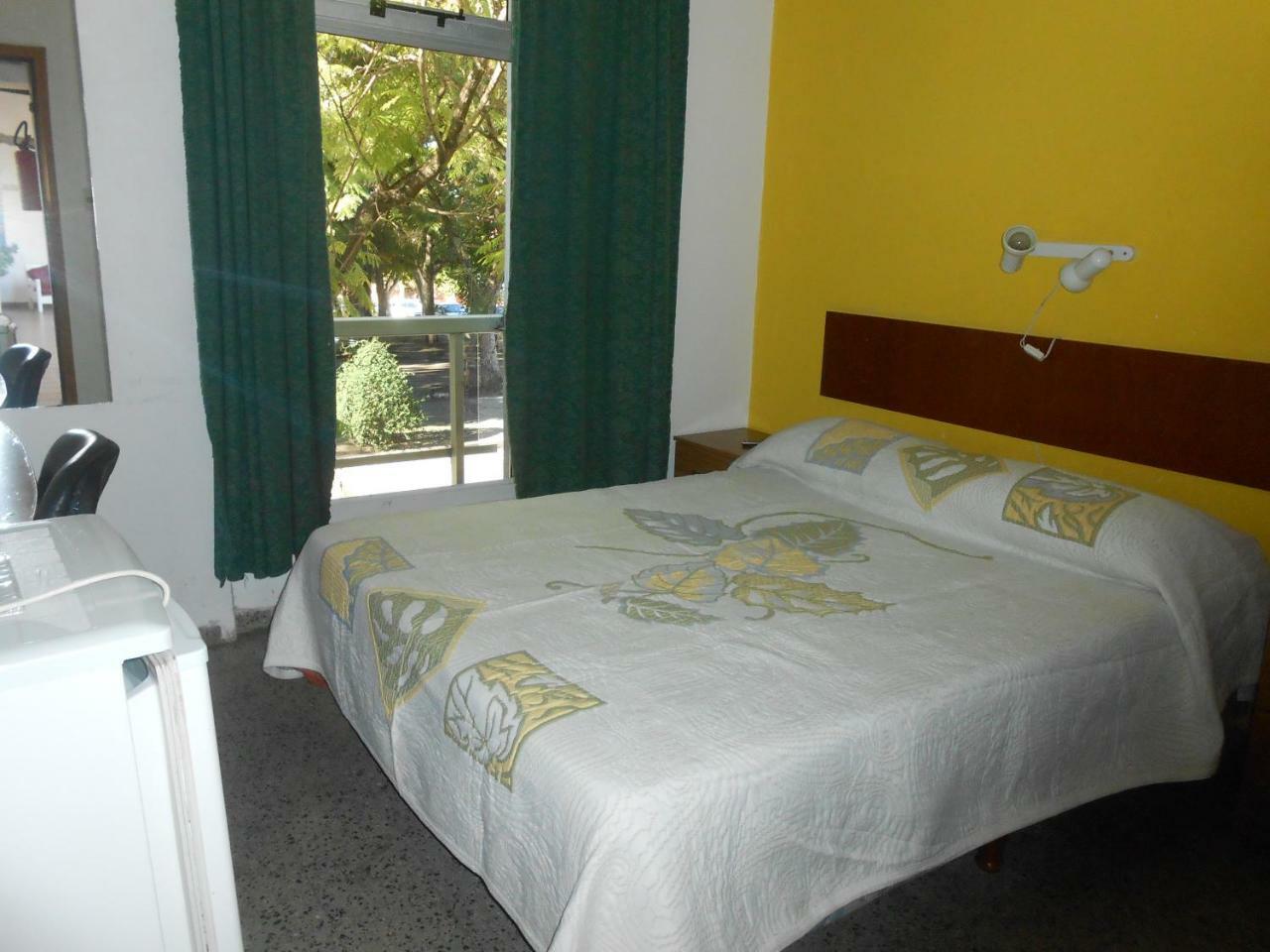 Hotel 25 De Mayo Fray Bentos Exterior photo